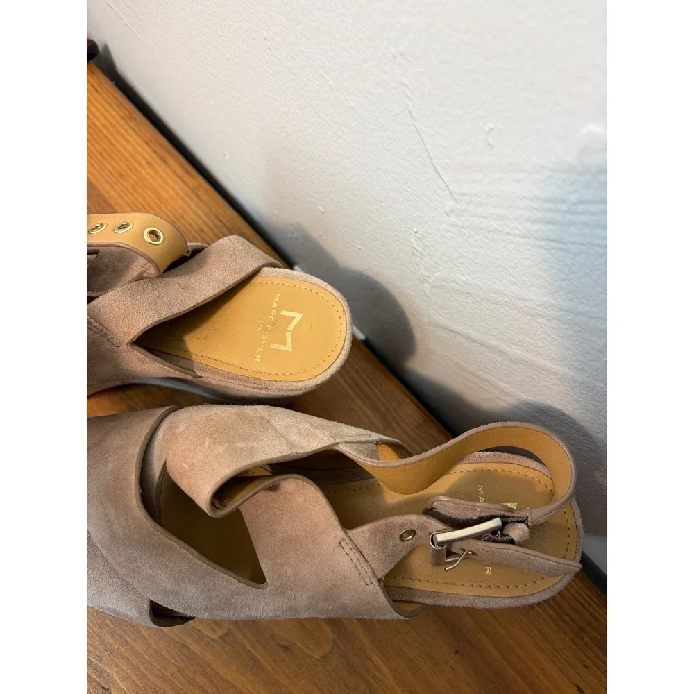 Marc Fisher LTD Adalyn Tan Suede Platform Wedge Slingback Sandals Studded 7.5M